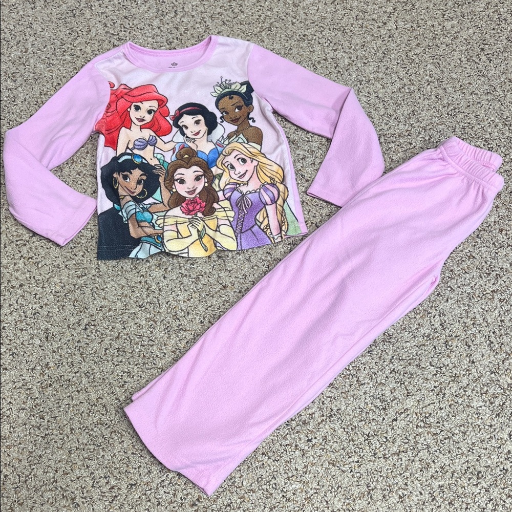 ⭐️3/$20 Disney Princess Pink Kids fleece Pajama Set